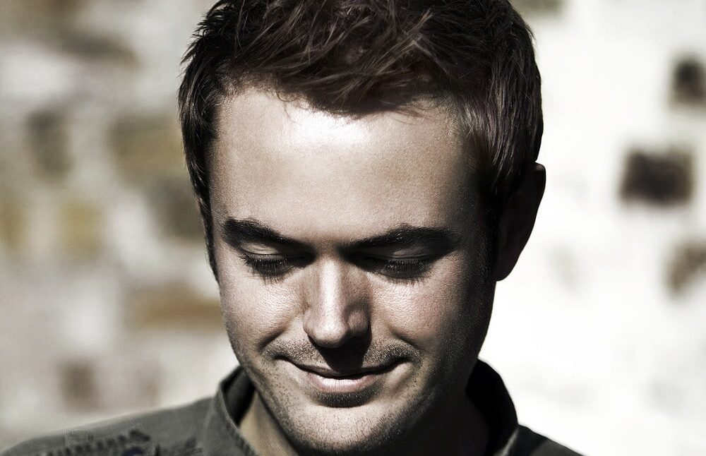 TRANCE AND PROGRESSIVE DJ PRODUCER ANDY MOOR