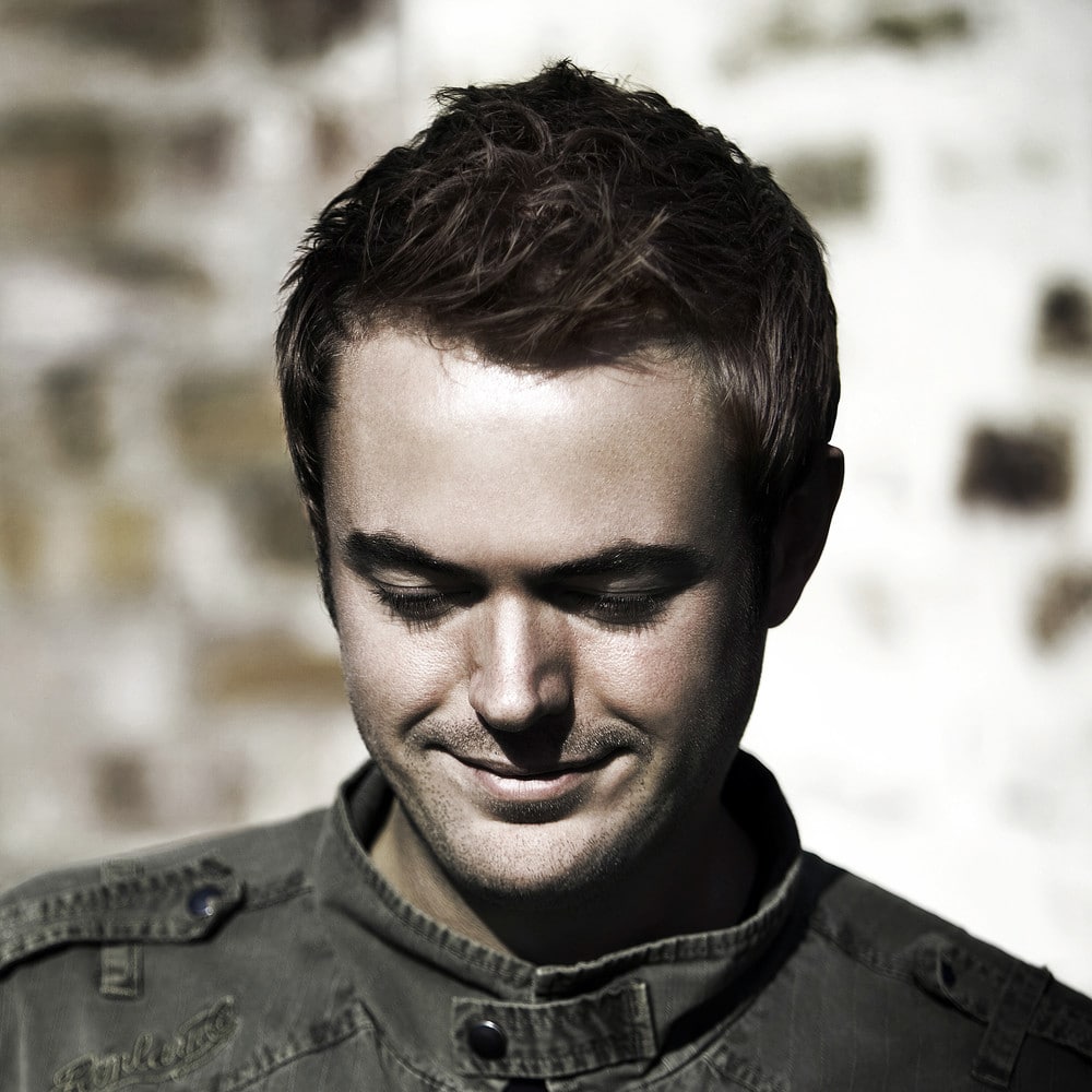 TRANCE AND PROGRESSIVE DJ PRODUCER ANDY MOOR