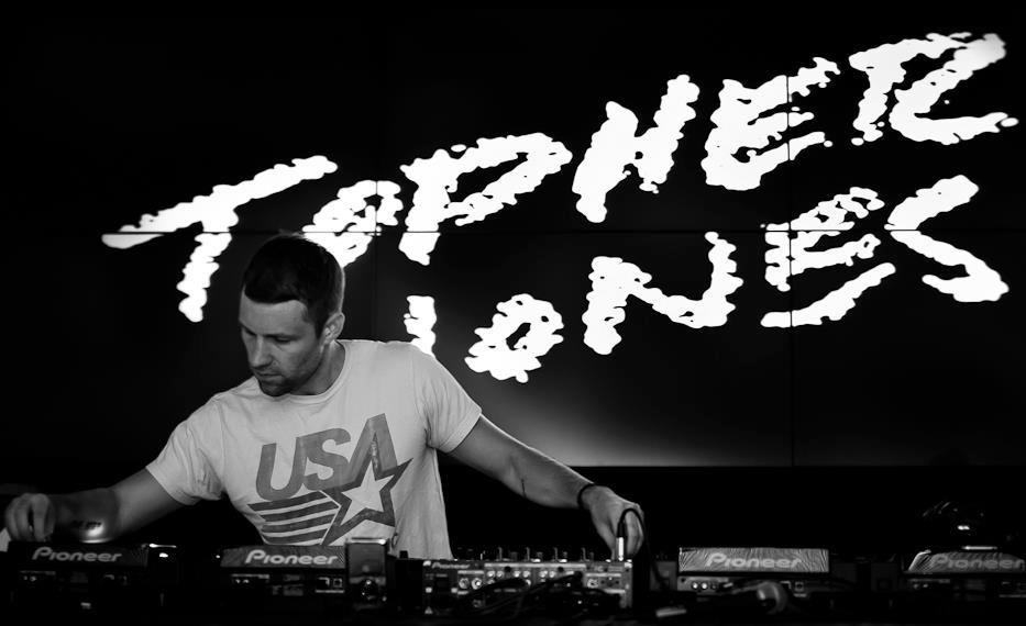 Chicago House Music DJ Producer Topher Jones